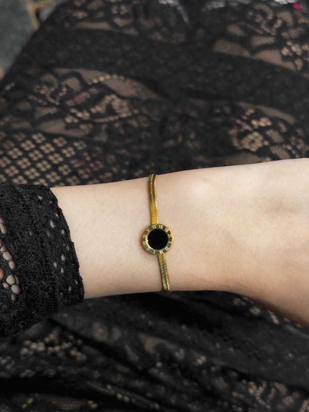 Customizable Eid Gift Box – Jewelry, Chocolates & More